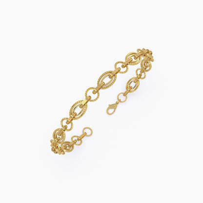 Gold chainlink bracelet